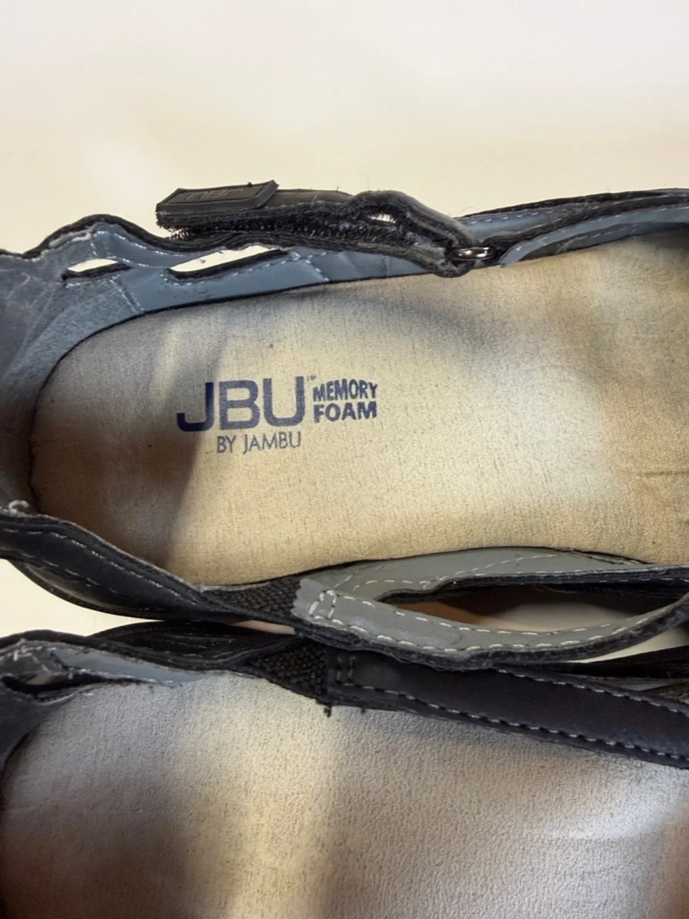 JBU By Jambu Mary Jane Flats Women Black Leather Floral Cutout Comfort Size 8 - Picture 2 of 10